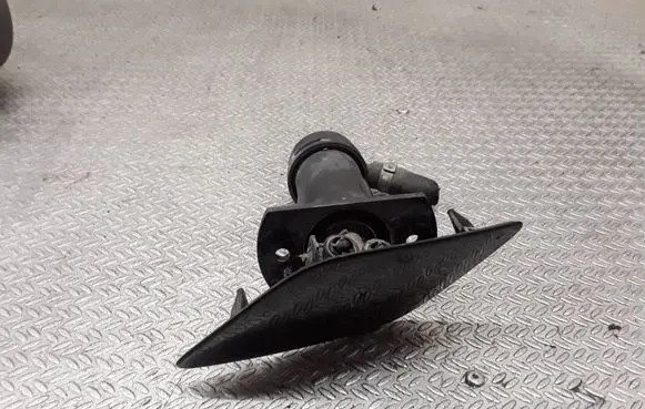 Audi A6 S6 C6 4F Headlight washer spray nozzle 