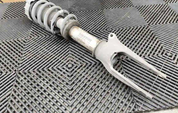 Porsche Panamera (970) Front shock absorber/damper 97034304504