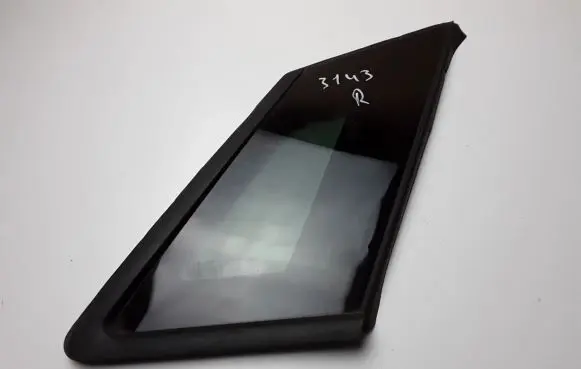 Opel Grandland X Rear side window YP00066480