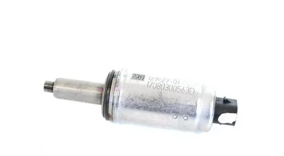 Mercedes-Benz C W204 Camshaft vanos timing valve 06E103697T