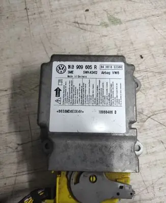 Skoda Octavia Mk2 (1Z) Airbag control unit/module