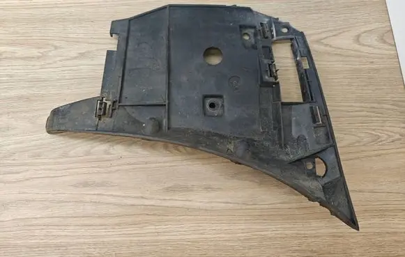 Volvo S80 Front bumper mounting bracket 08693042