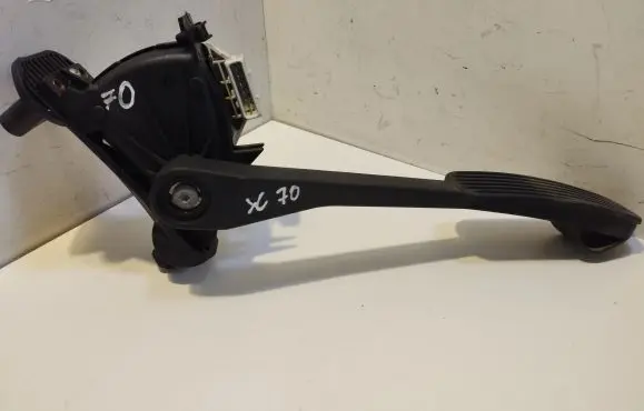 Volvo XC70 Acceleration sensor 30683516