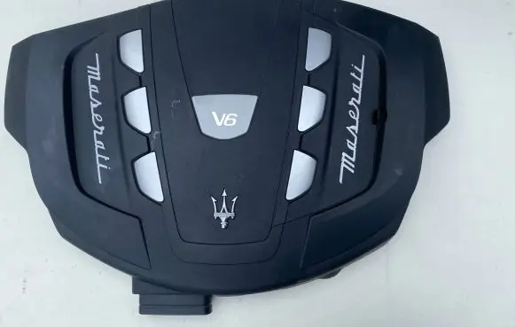 Maserati Ghibli Engine cover (trim) 670005143