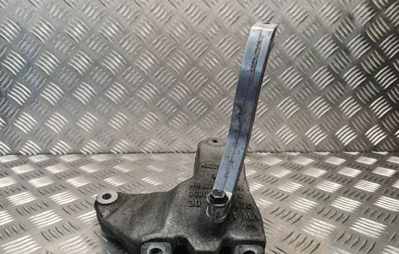 Volkswagen Touran I Gearbox mounting bracket 1K0199117BM
