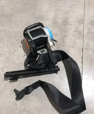 Mercedes-Benz CLA C117 X117 W117 Front seatbelt A1768602285 A0008600388