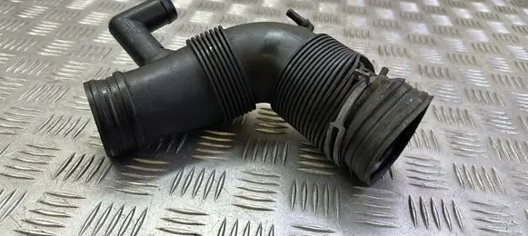 Skoda Rapid (NH) Air intake hose/pipe 6R0129654C