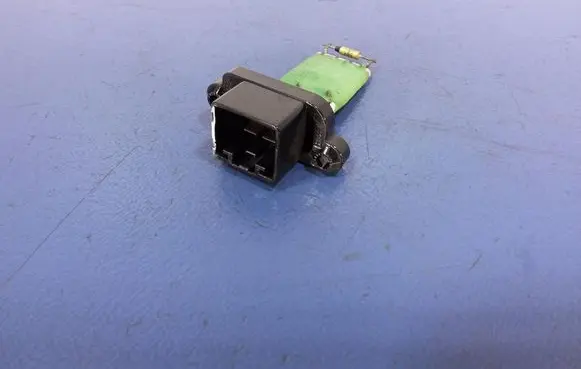 Seat Mii Heater blower motor/fan resistor 1S0959263A