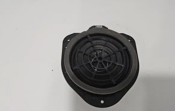 Audi S5 F5 Rear door speaker 8W7035411A 8W7035411