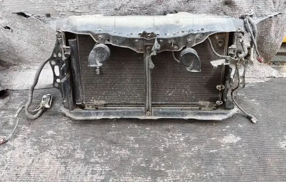 Lexus IS 200-300 Radiator set 4227501620