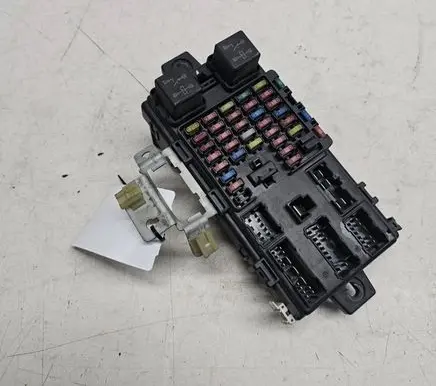 Hyundai Santa Fe Fuse module