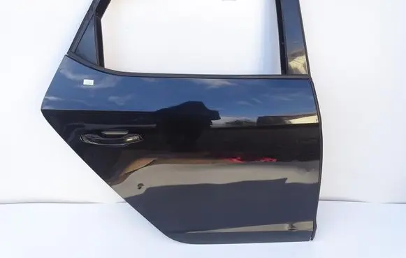 Seat Leon (5F) Rear door LZ9Y
