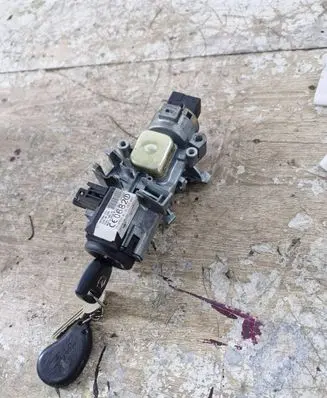 Mazda 2 Ignition lock GJ6A66938A ET2134ZVF