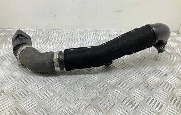 Intercooler hose/pipe
