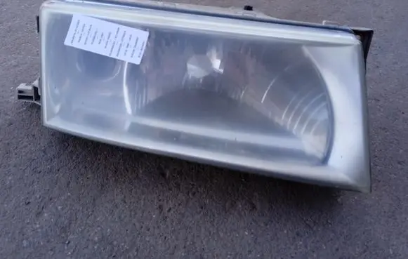 Skoda Octavia Mk1 (1U) Headlight/headlamp