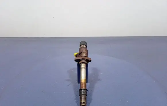 Volvo V50 Fuel injector 9647247280