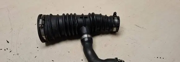 Mazda 3 I Air intake hose/pipe 3M519A673M