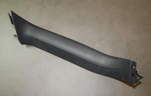 Volkswagen Touran III Tailgate/trunk side cover trim 5C5867703B