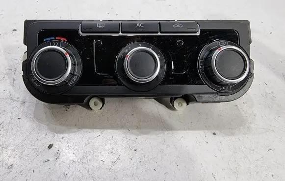 Volkswagen Golf VI Climate control unit 3C8907336AB