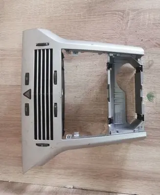 Dash center air vent grill