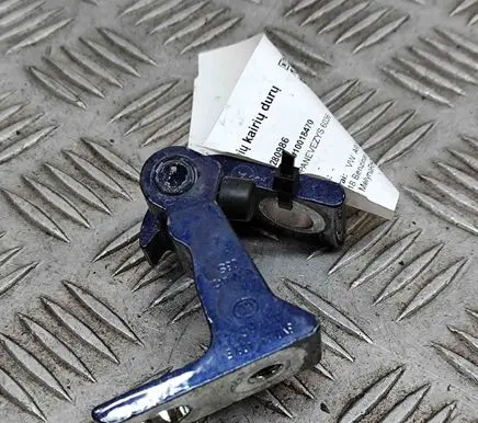 Volkswagen Arteon Rear door lower hinge 8X0831403E