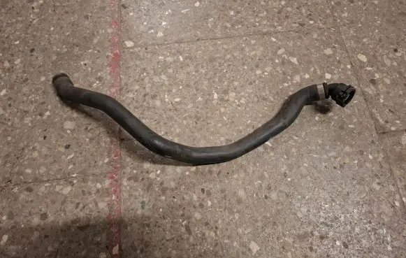 BMW 7 E65 E66 Engine coolant pipe/hose 64218377699