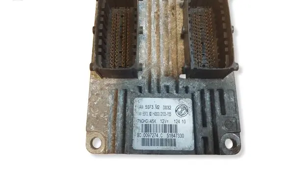 Fiat Grande Punto Engine control unit/module ECU IAW5SF3M2 51847330 HW300