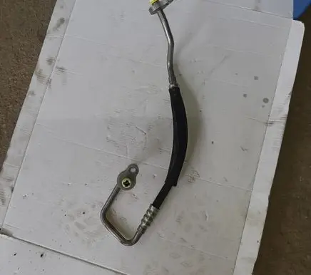 Volvo XC60 Air conditioning (A/C) pipe/hose