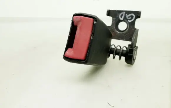 BMW 6 E63 E64 Rear seatbelt buckle 7009830 33033620