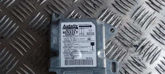 Opel Movano A Airbag control unit/module 8200381668 605045200
