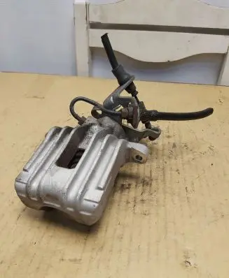 Audi A3 S3 8L Rear brake caliper A017