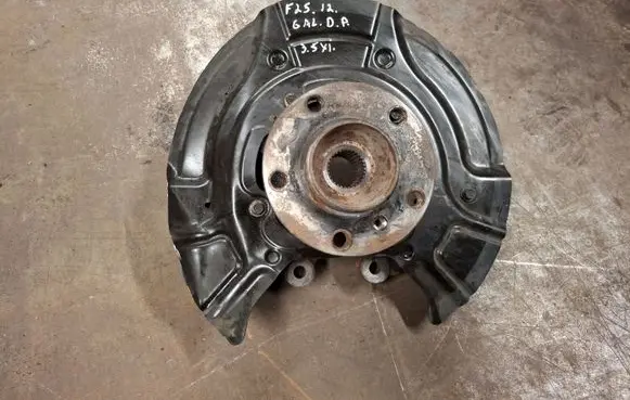 BMW X3 F25 Rear wheel hub spindle/knuckle 34106787514 6787514 33406797570
