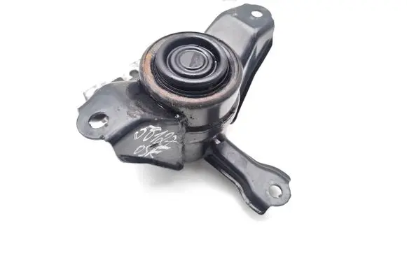 KIA Picanto Engine mount bracket