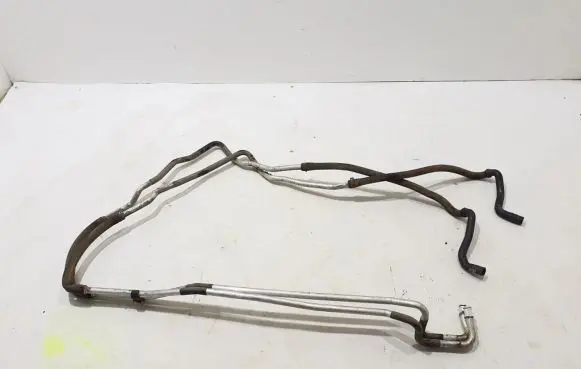 Volkswagen Touareg II Engine coolant pipe/hose 7L0819884A