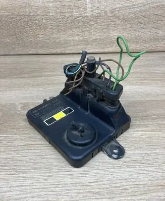 Ford Fiesta Ignition amplifier control unit 89FB12A297DA