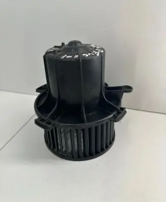 Peugeot 307 Heater fan/blower B9506 PF2A21033