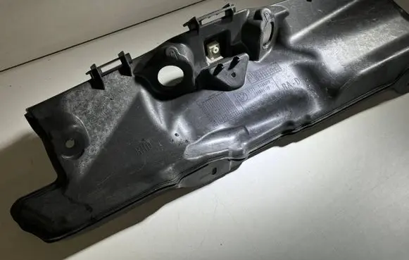 BMW X5 G05 Other engine bay part 7430379