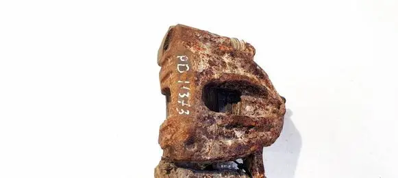Toyota Avensis T250 Front brake caliper