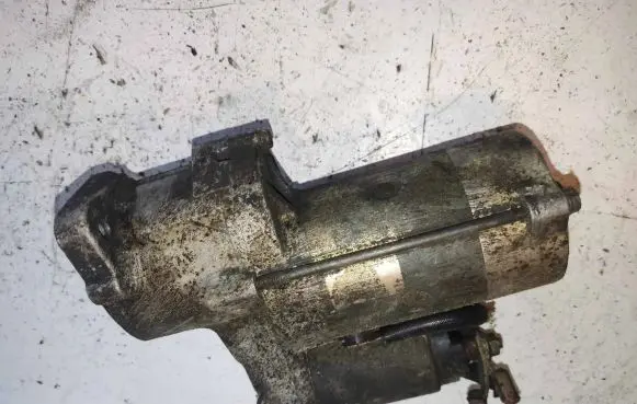 Mitsubishi Pajero Starter motor M2T61071