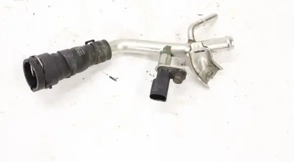 Volkswagen Tiguan Allspace Engine coolant pipe/hose 05L121050C