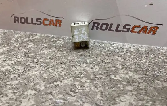 Audi A6 S6 C6 4F Other relay 8E0951253