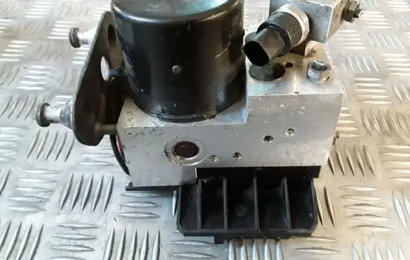 Mercedes-Benz E W210 ABS Pump A0034319012 0265202436 0130108096
