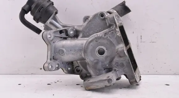 Mercedes-Benz E W212 EGR valve A65114200