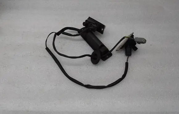 Volvo S60 Tailgate release/open handle 30634364