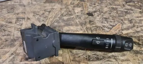 Volvo V70 Wiper control stalk 30649742