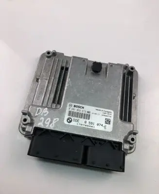 BMW 5 F10 F11 Engine control unit/module ECU 8591074 0281032672