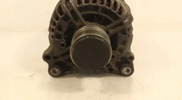 Skoda Octavia Mk2 (1Z) Generator/alternator 06F903023F