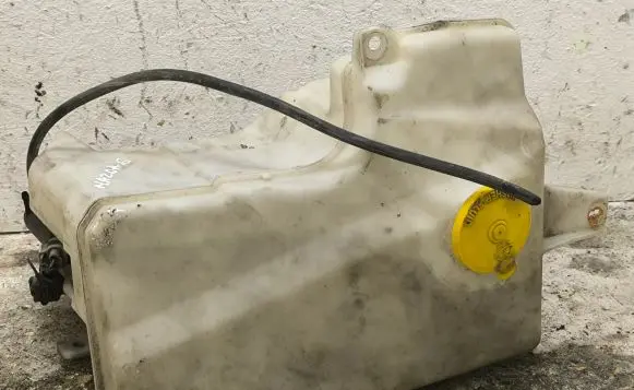 Mazda 6 Windshield washer fluid reservoir/tank 