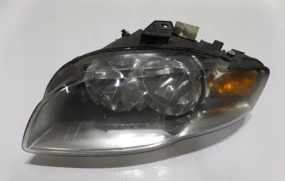 Audi A4 S4 B7 8E 8H Headlight/headlamp 8E0941003AK