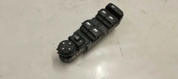 Opel Grandland X Electric window control switch 98248411zd